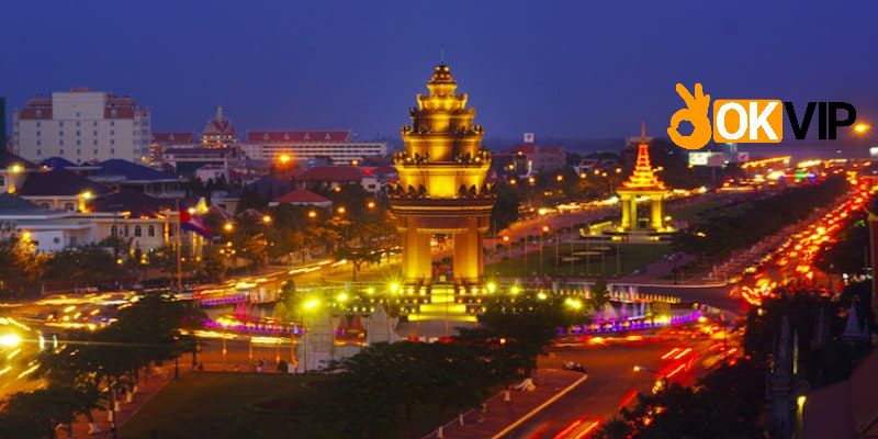 Bạn có thể tới thủ đô Phnom Penh bằng đường bộ và phương tiện cá nhân của mình